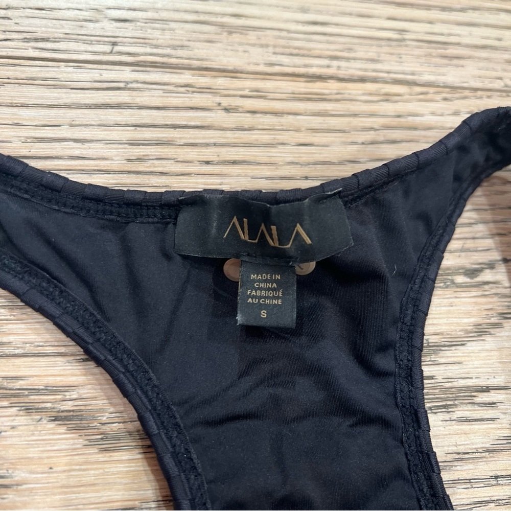 Alala Workout Set - image 5